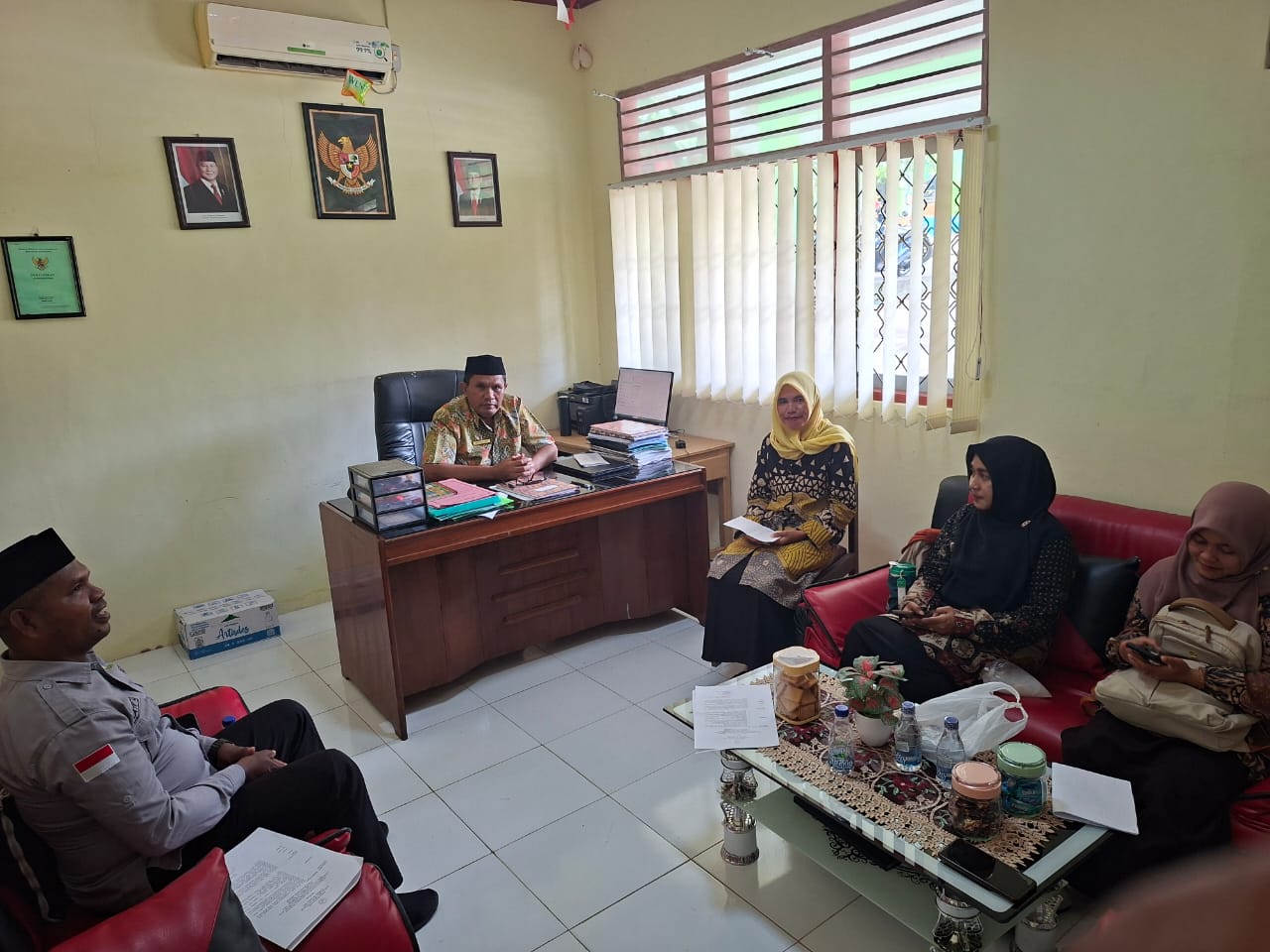gambar berita